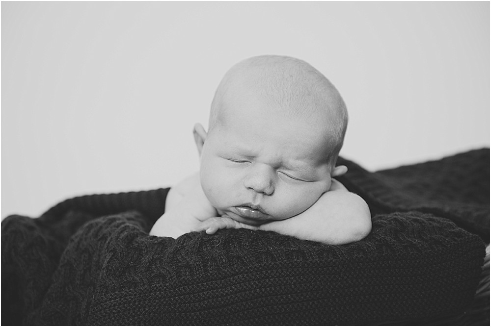 Oliver newborn photography neath Swansea cardiff_0031