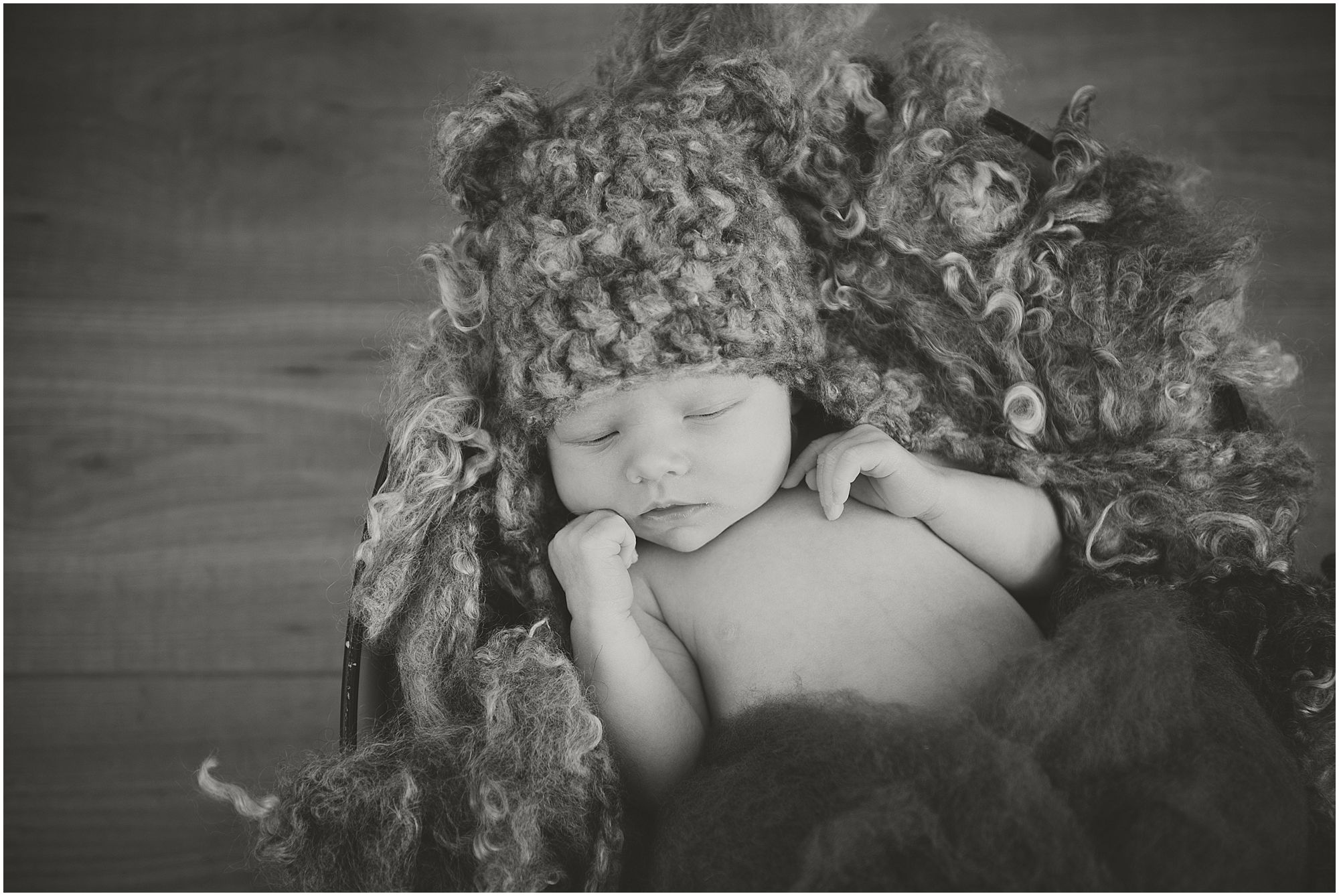 Bridgend newborn photographer captures cute baby Elis