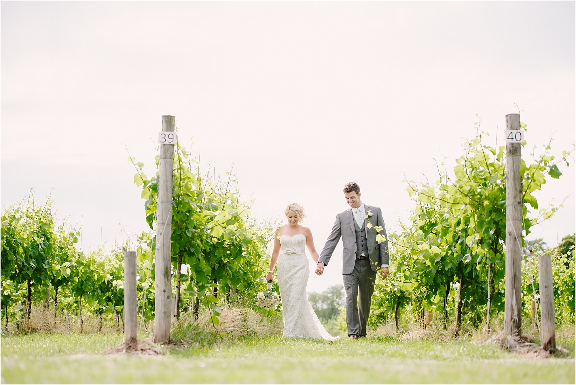 Aldwick court farm wedding_0073