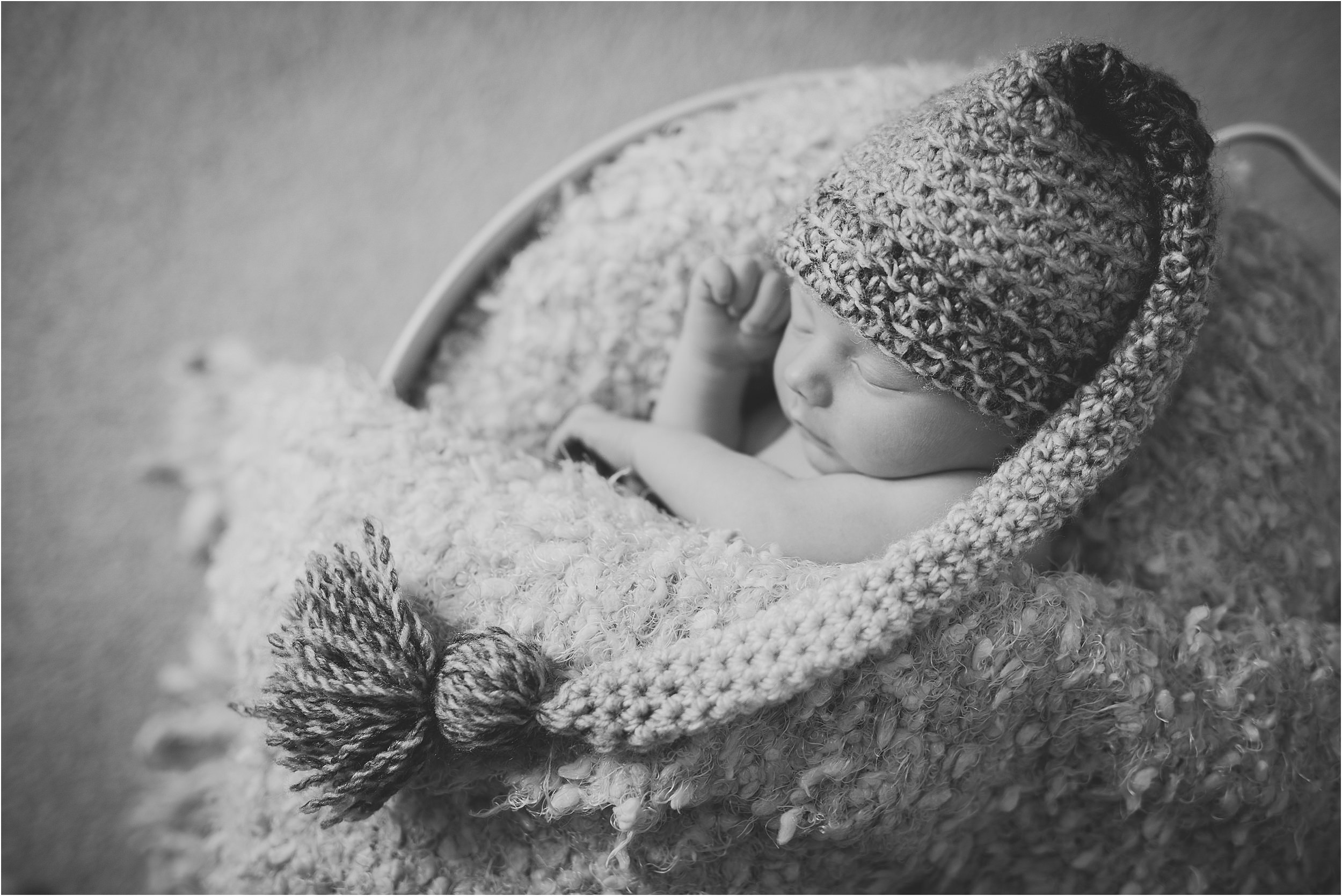 Cardiff newborn photographer - Elyan